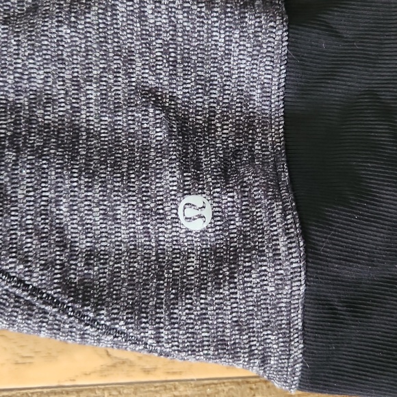 Lululemon Runderful Half Zip Long Sleeve Shirt - Picture 3 of 4